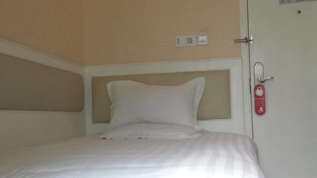 Xinghe Boutique Hotel Guangzhou Bus Station Branch Bagian luar foto